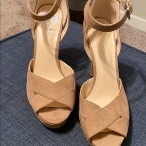 Tan Nine West Pumps